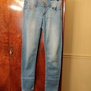 dELiA*s OLiViA Jeans